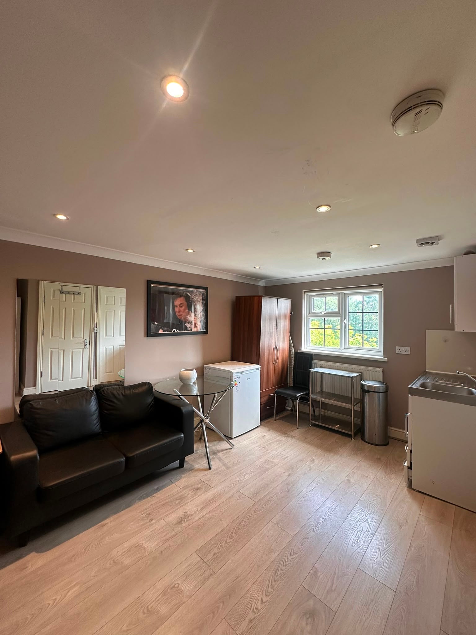 Room Cantley Gardens in Greater London