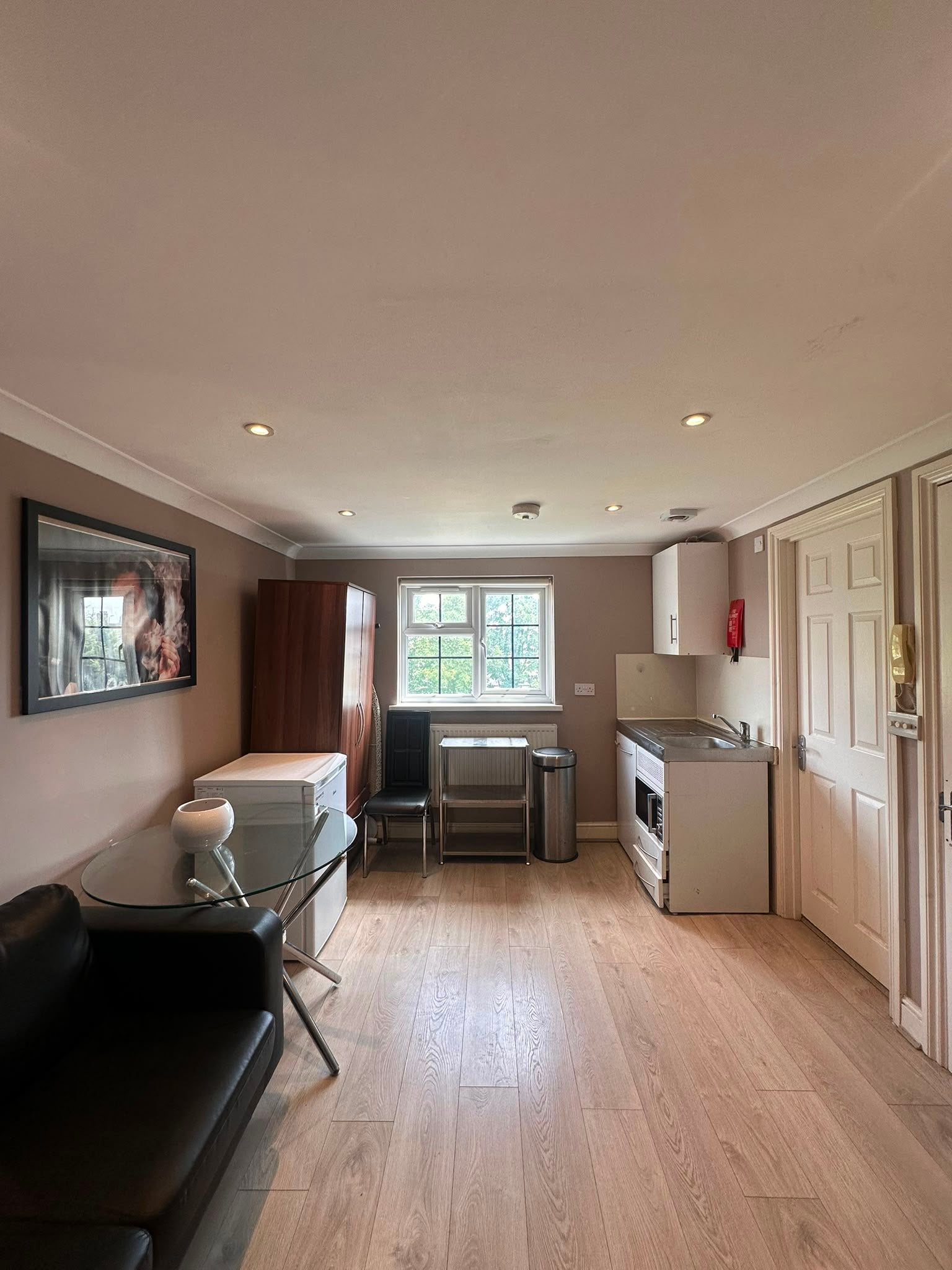 Room Cantley Gardens in Greater London