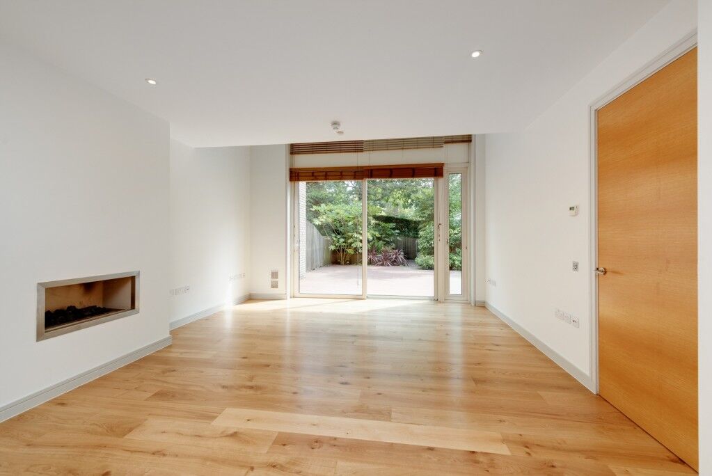 House Tercelet Terrace in Greater London