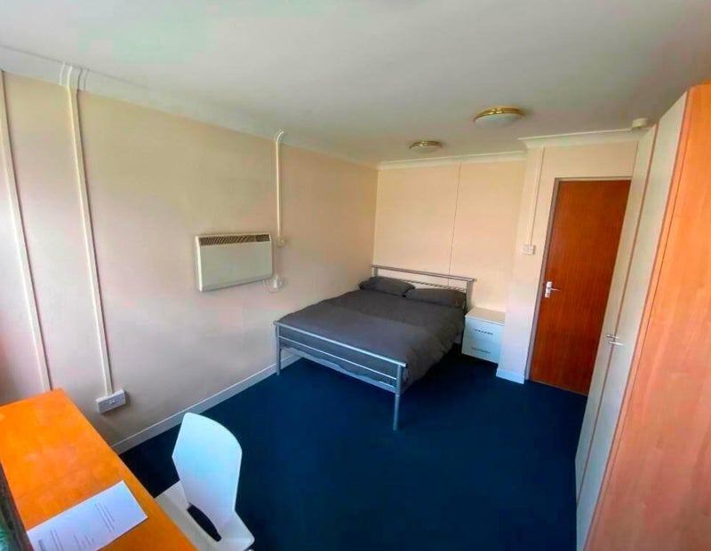 Room Pearson Road in Ipswich