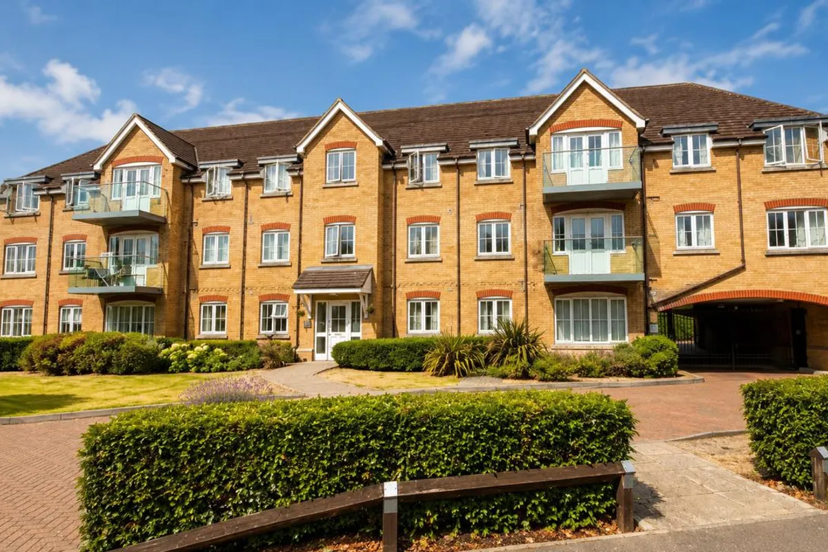 Flat Lavinia Avenue in Watford