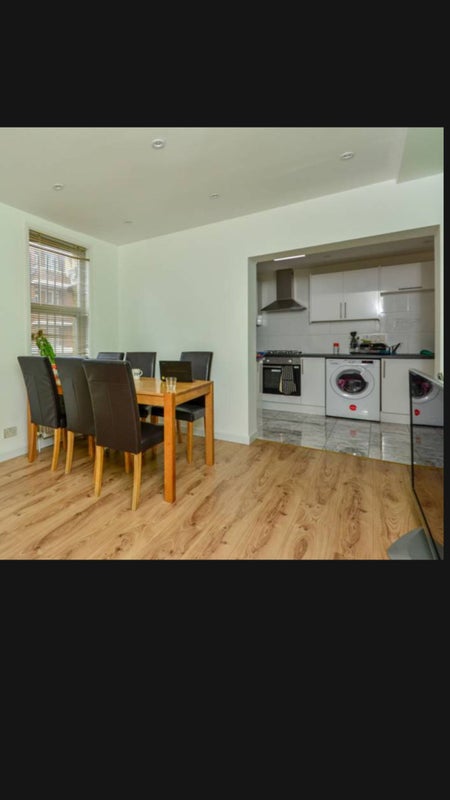 Room Coleman Road in Greater London