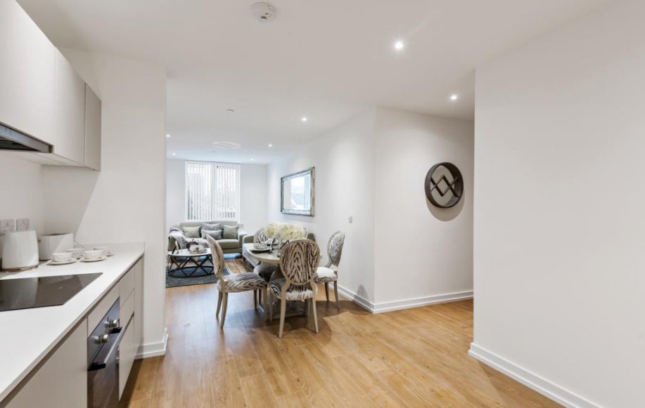 Flat Bond Way in Bracknell