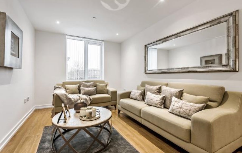 Flat Bond Way in Bracknell