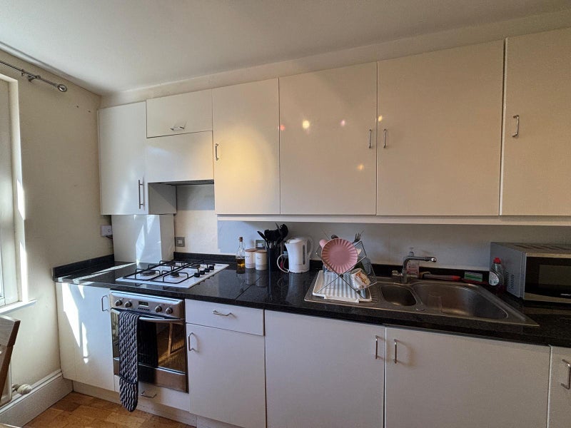 Room Lower Marsh in Greater London