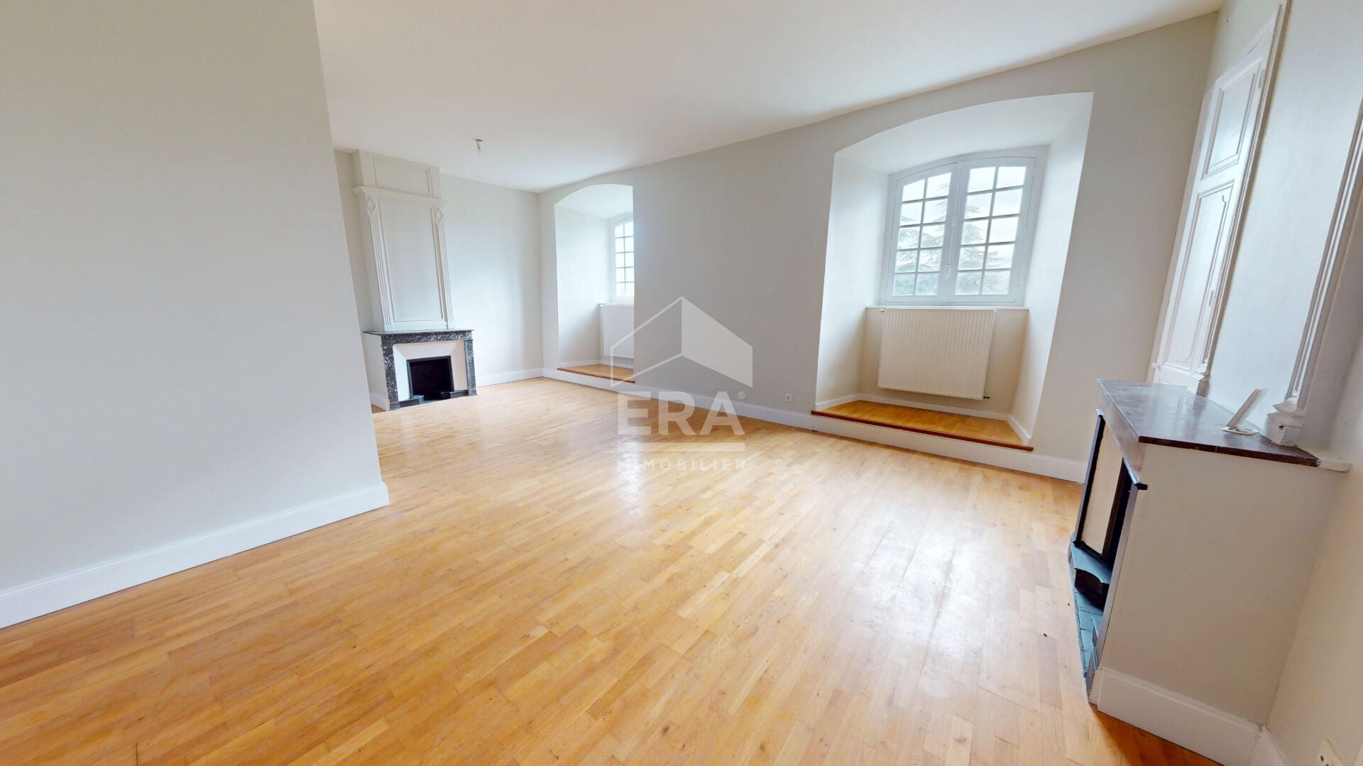 Flat Rue Louise de Savoie in Pont-d'Ain