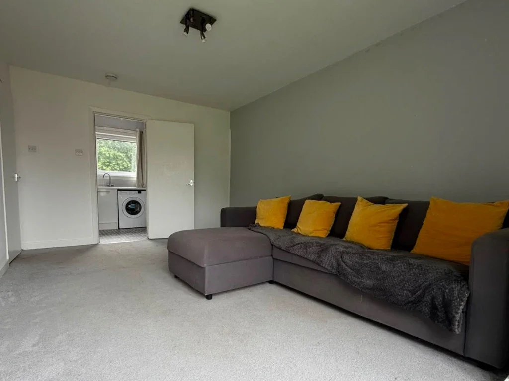 Flat Anderson Place in Hawick