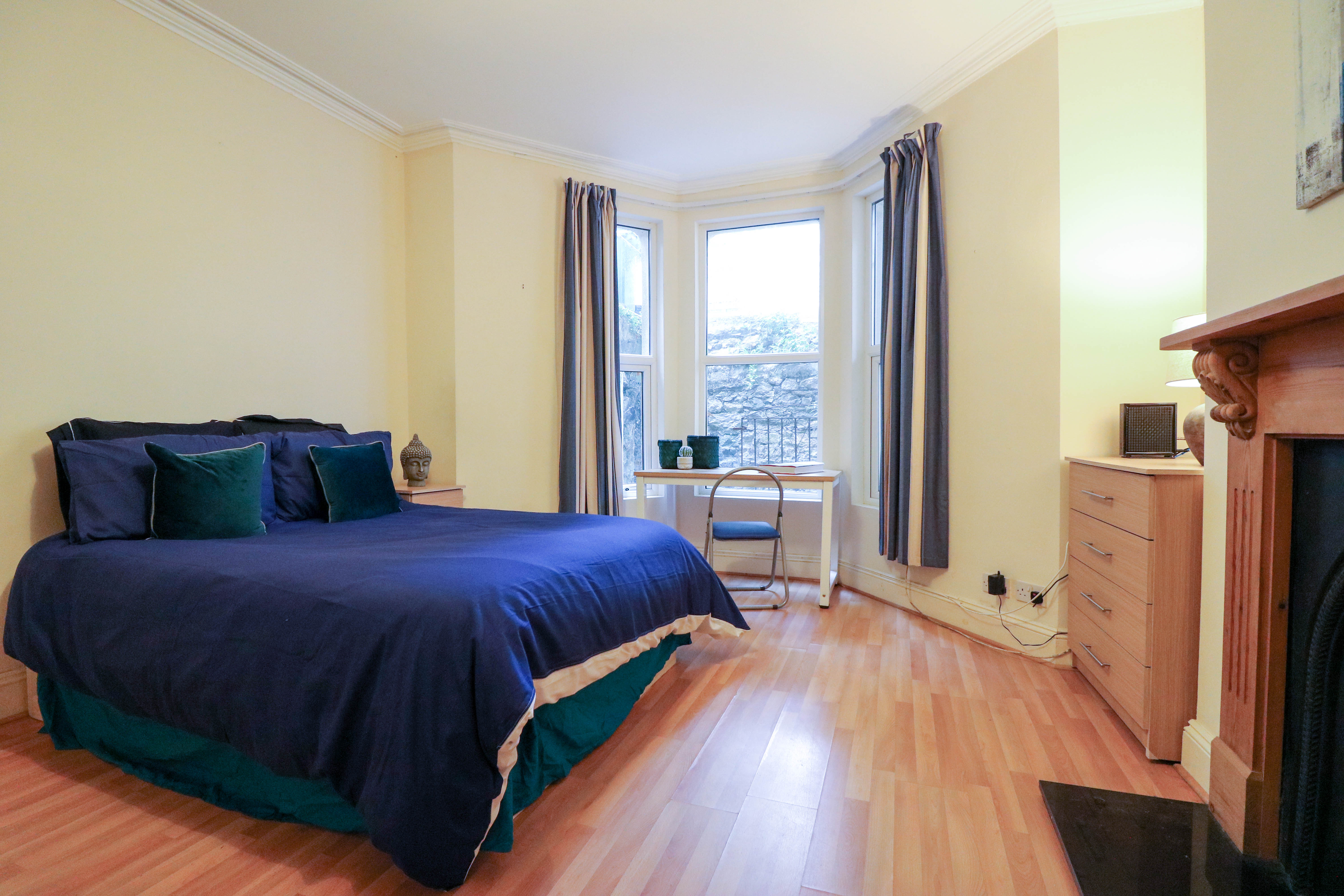 Flat Greenbank Avenue in Plymouth