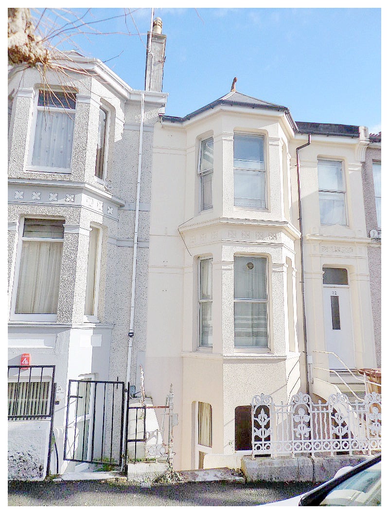 Flat Greenbank Avenue in Plymouth