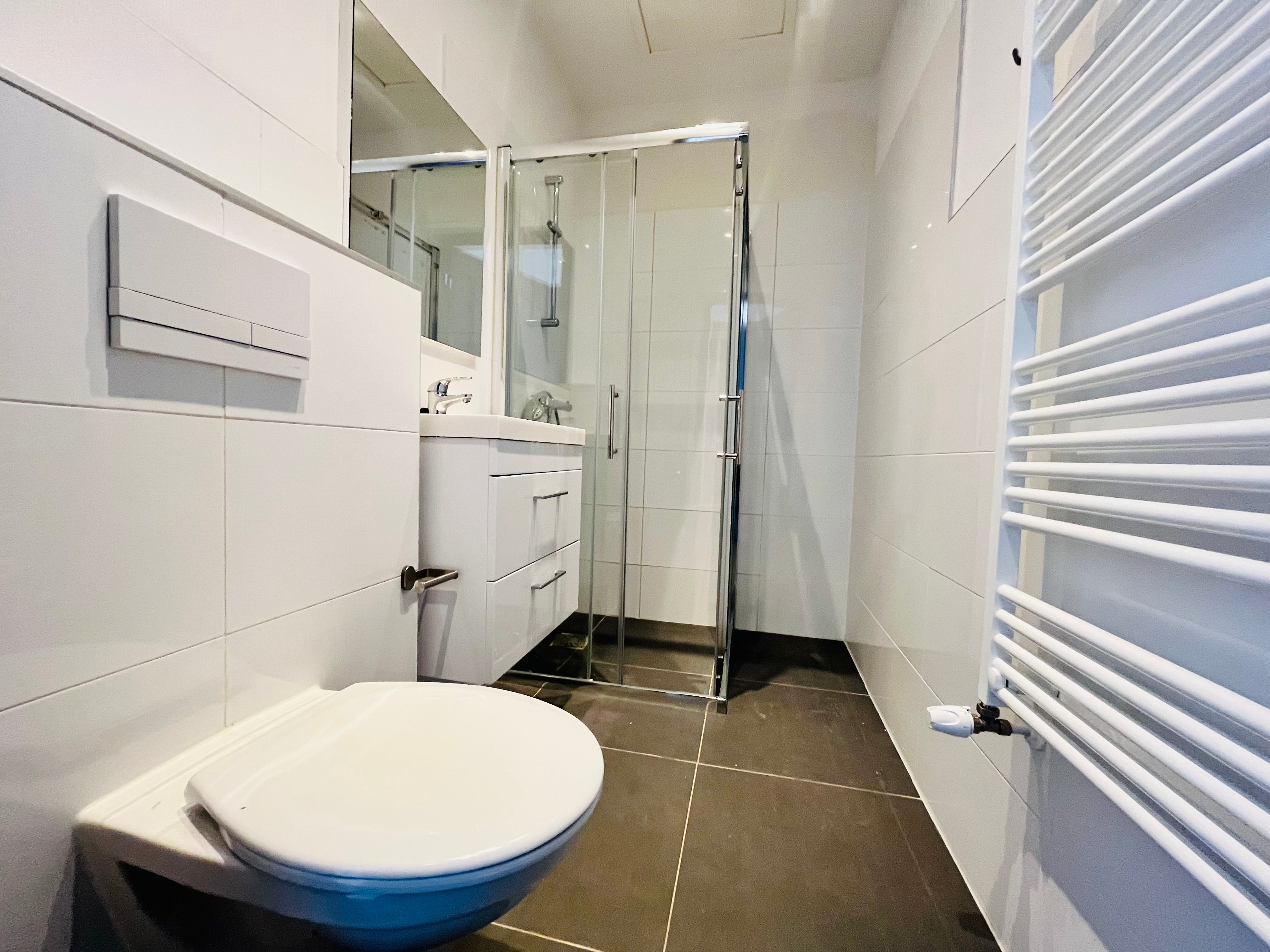 Studio te huur: Loosduinsekade 136, 'S-Gravenhage