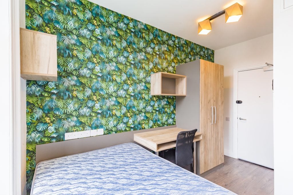 Flat Leazes Terrace in Newcastle upon Tyne