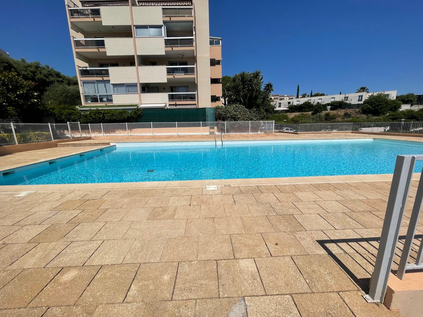 Appartement Avenue Guillabert à Antibes