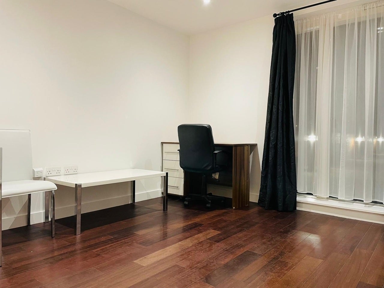Flat Conington Road in Greater London