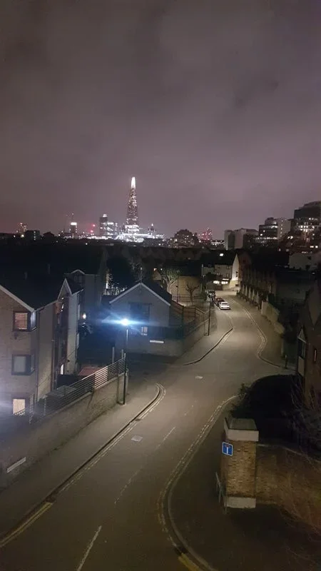 Room Chandler Street in Greater London
