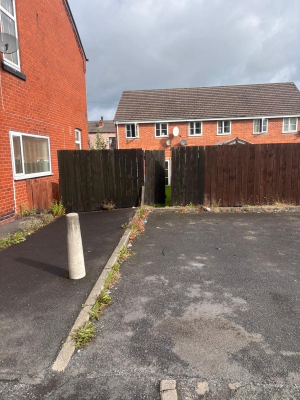 Room Kershaw Street in Tyldesley