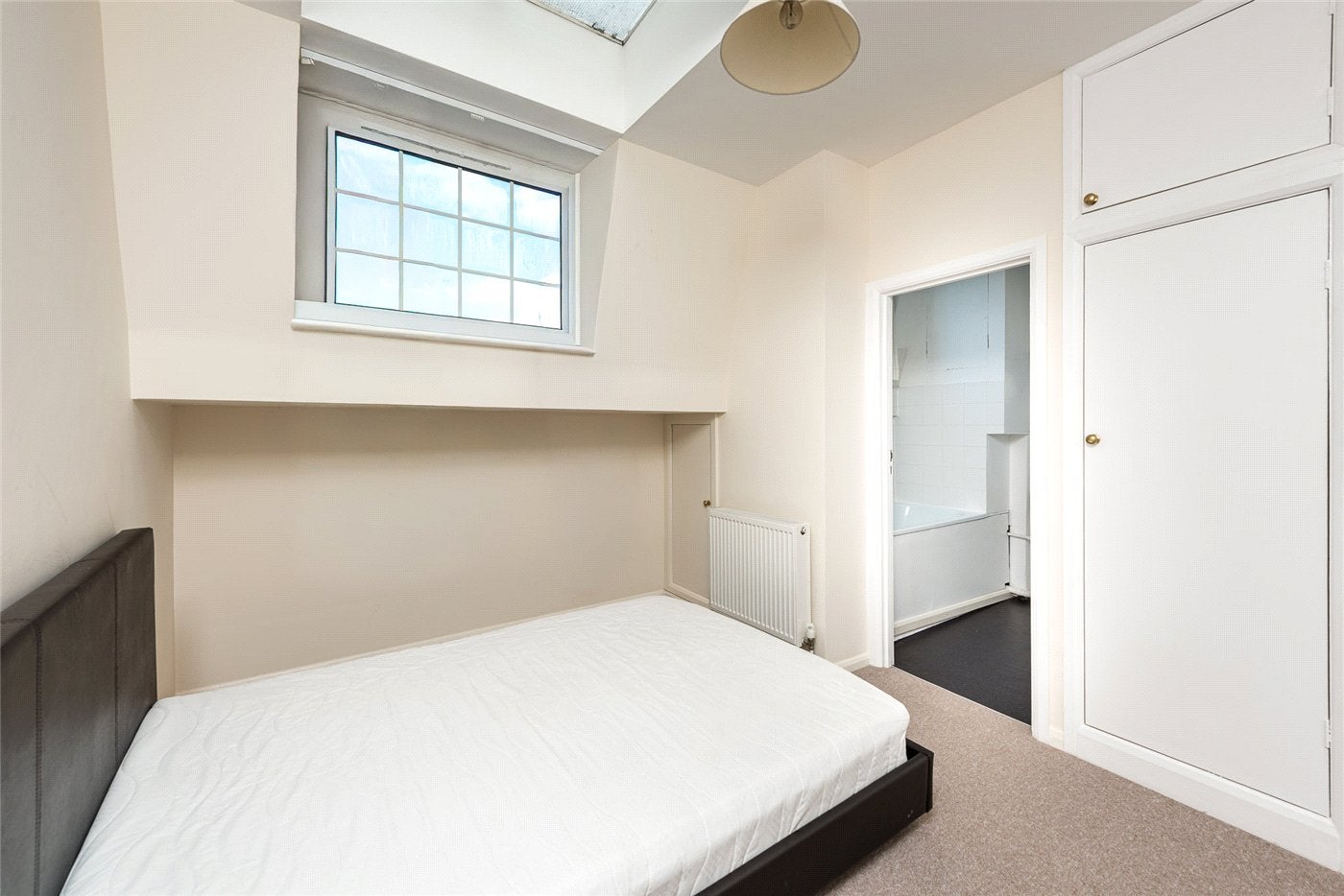 Flat Tachbrook Street in City of Westminster
