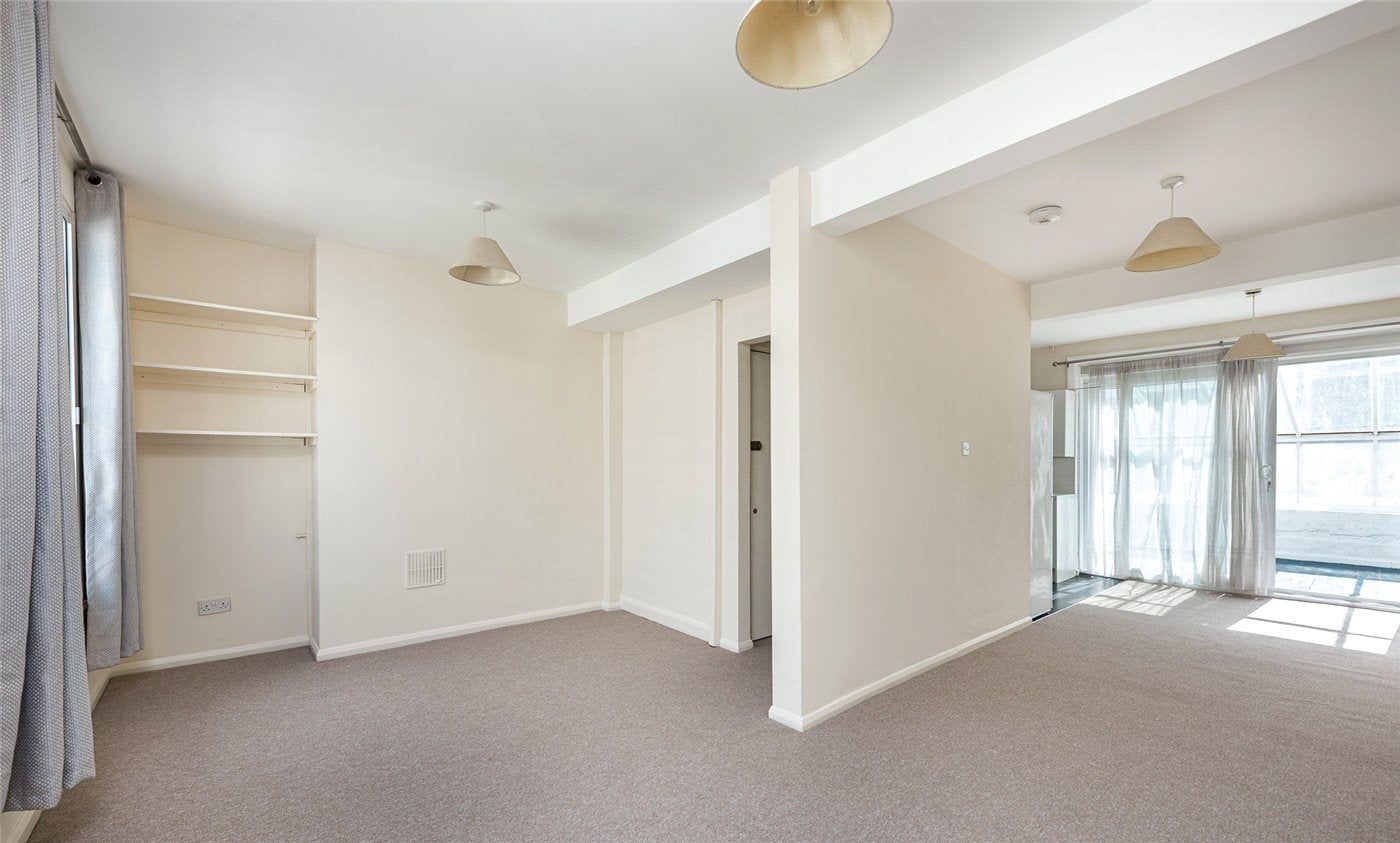 Flat Tachbrook Street in City of Westminster