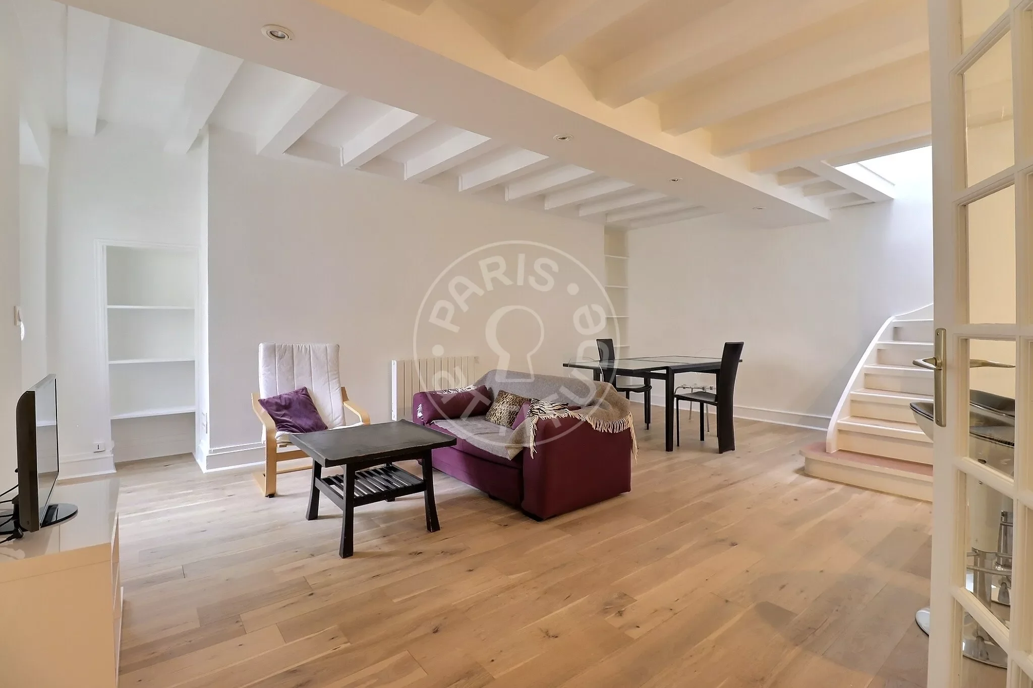Flat Rue de la Sourdière in Paris