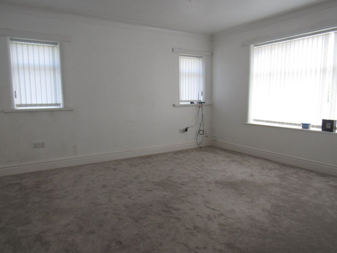Flat Woodside Avenue in Preston