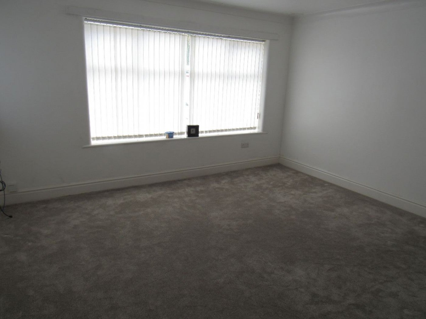 Flat Woodside Avenue in Preston
