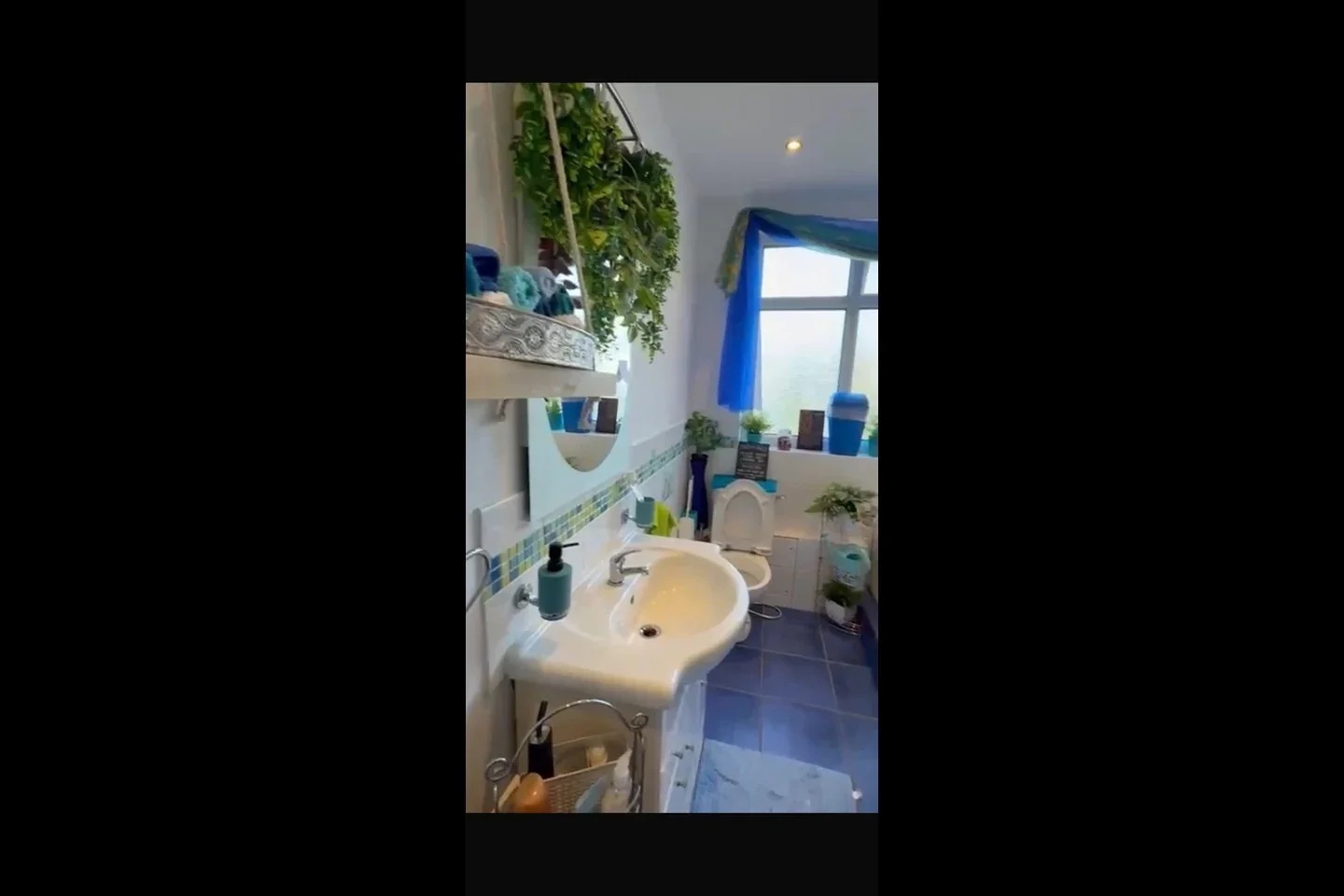 Room Aldersey Gardens in Greater London