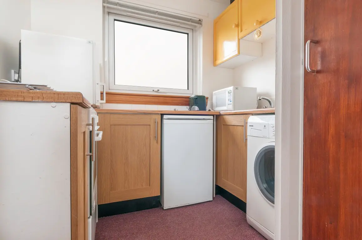 Flat Craigievar Square in City of Edinburgh