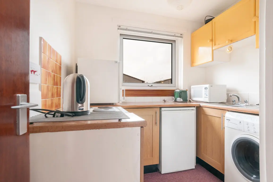 Flat Craigievar Square in City of Edinburgh