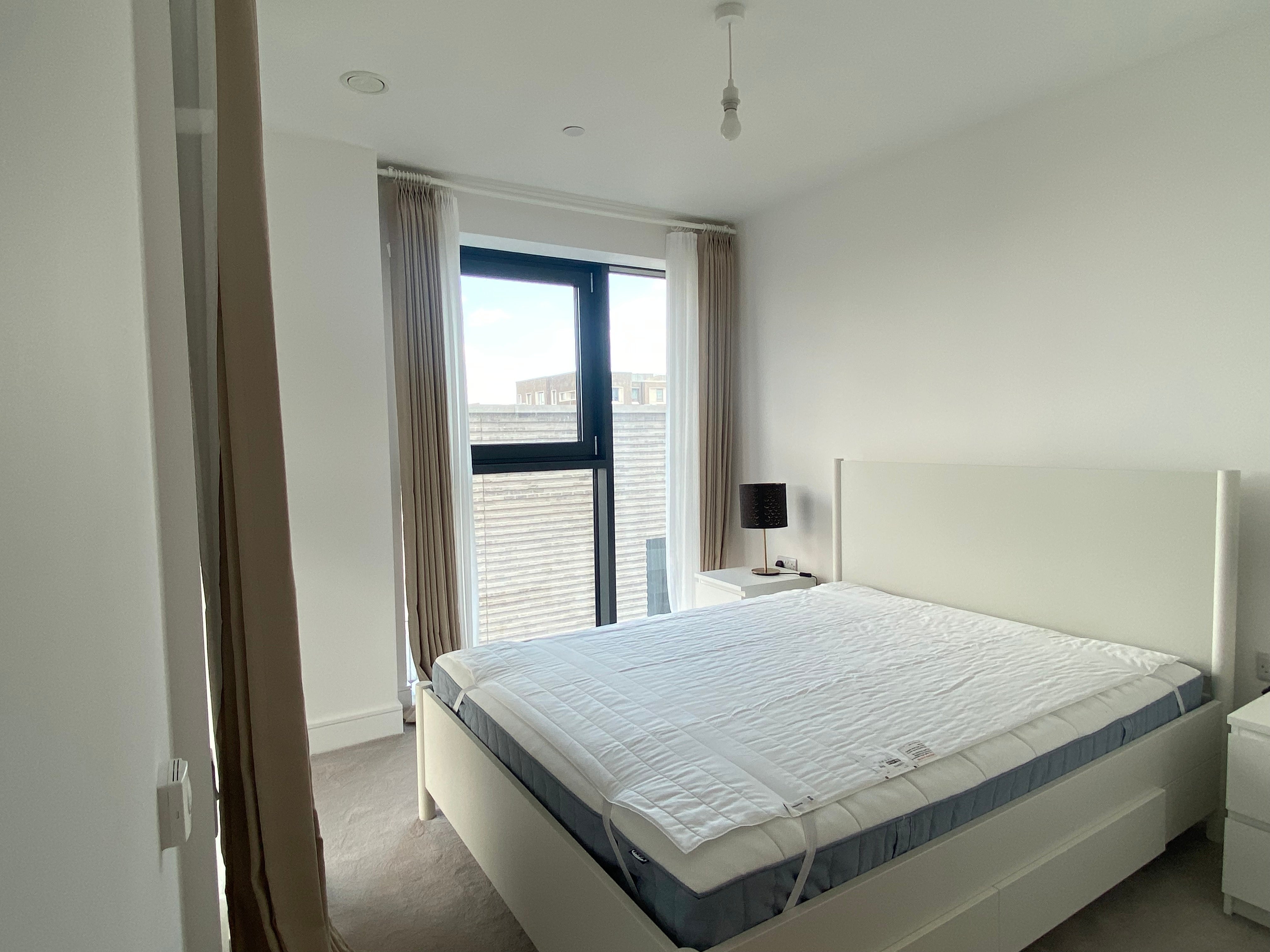Flat Hewson Way in Edinburgh