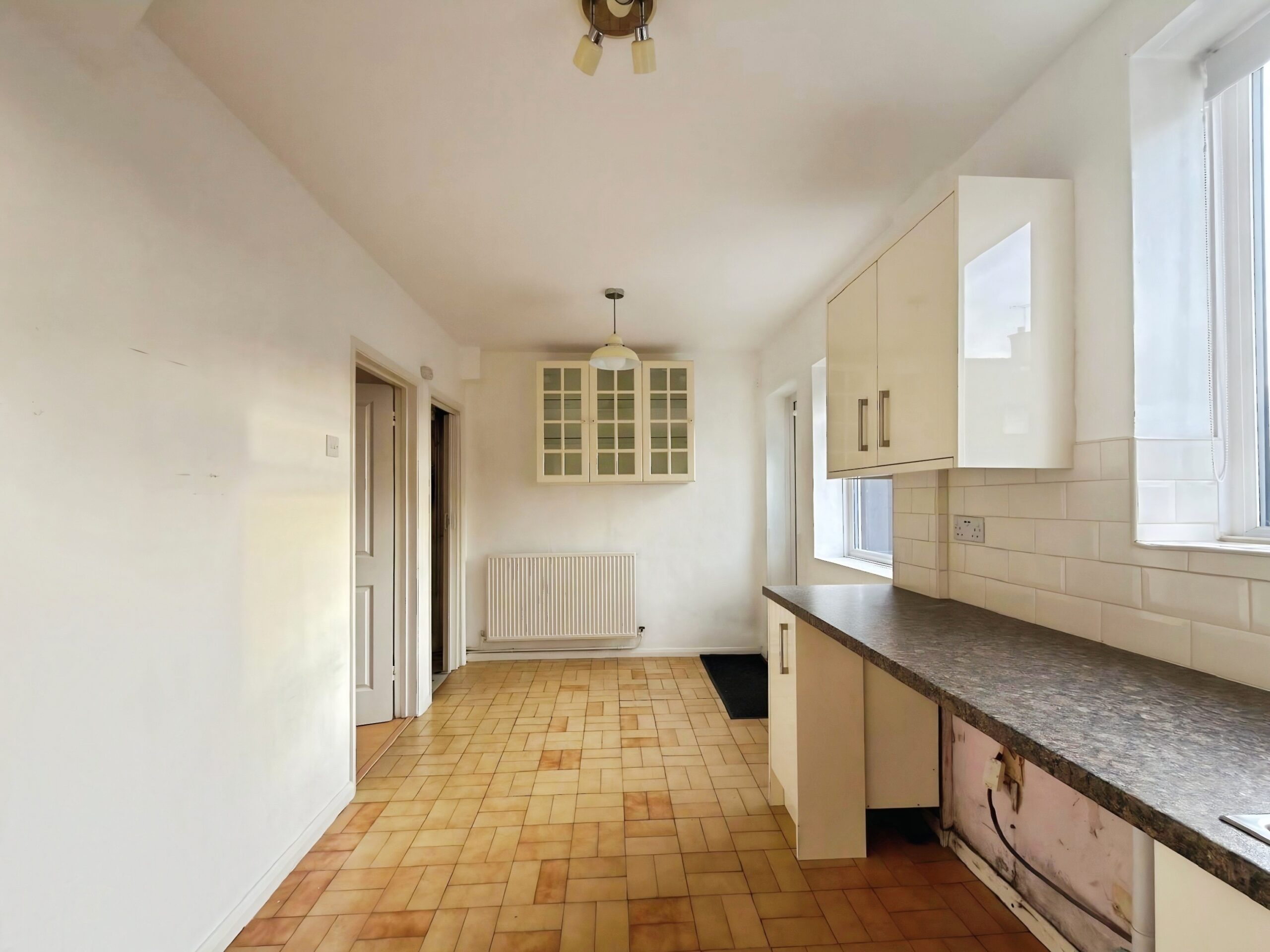 House Daiglen Drive in South Ockendon