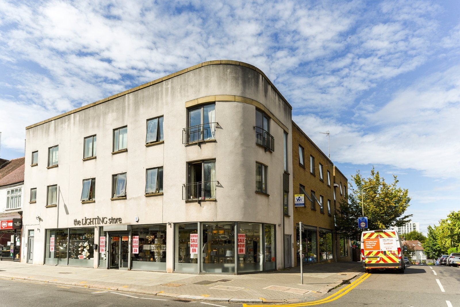 Flat Llanvanor Road in Greater London