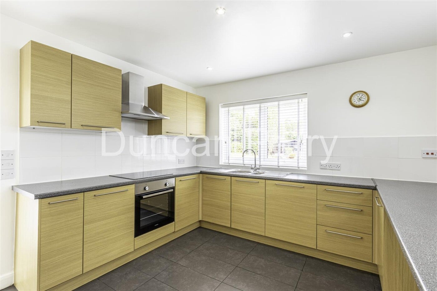 House Pine Grove in Welwyn Hatfield
