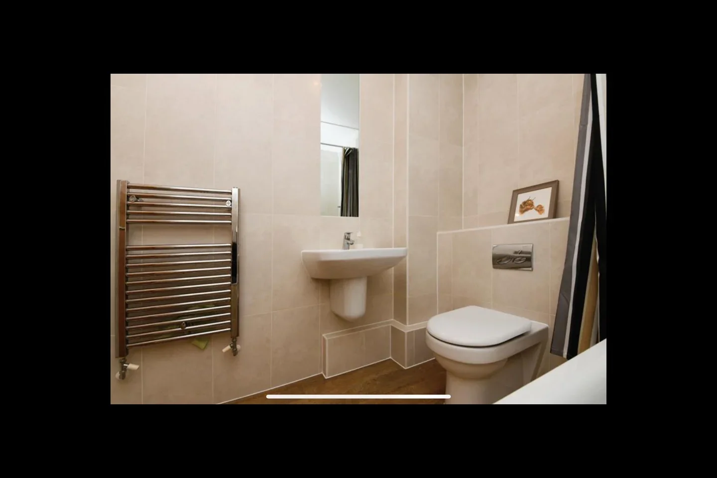 Flat Victoria Road in Brentwood