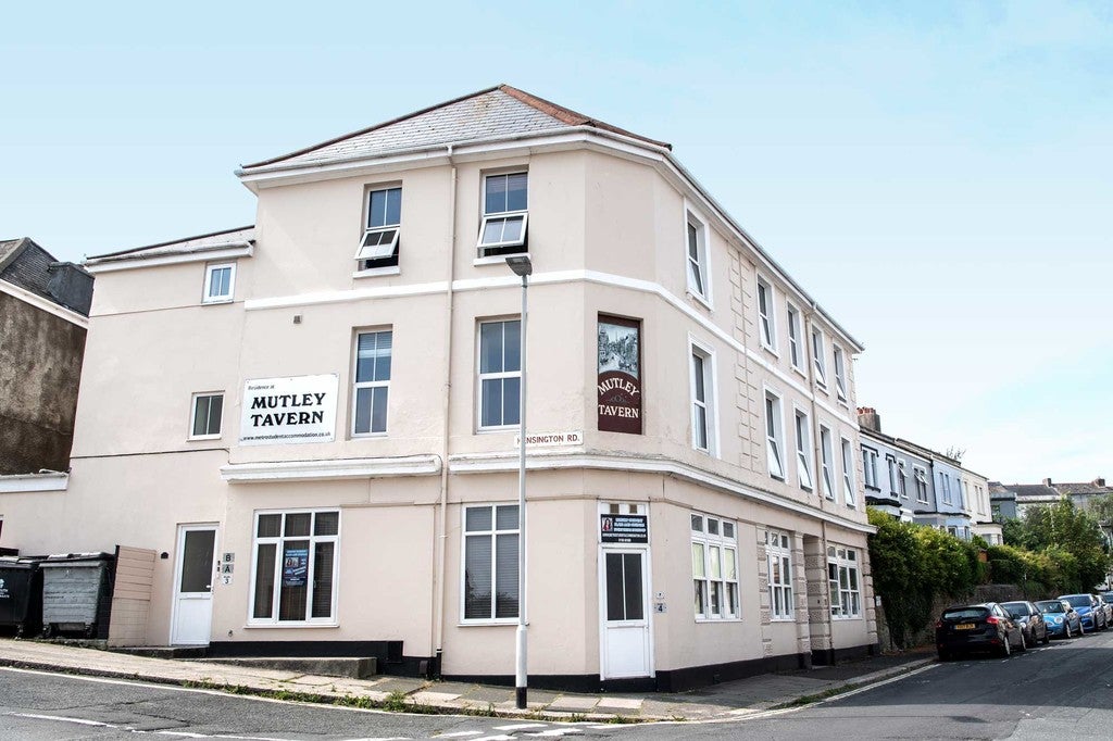 Flat Kensington Road in Plymouth