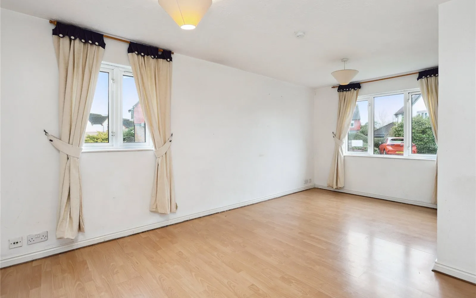 Flat Eyston Drive in Elmbridge