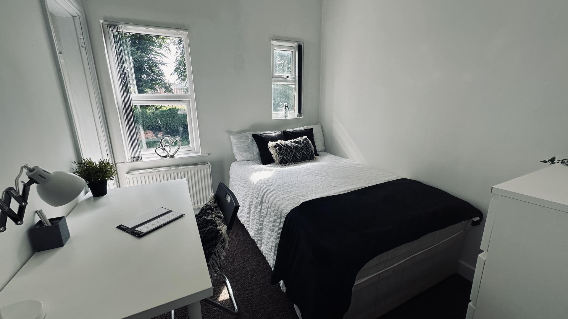 Room Sydney Road in Chester