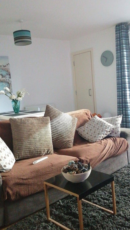 Flat Goodchild Road in Greater London
