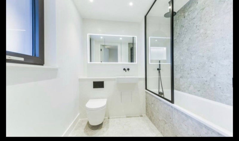 Flat Dawson Street in Greater London