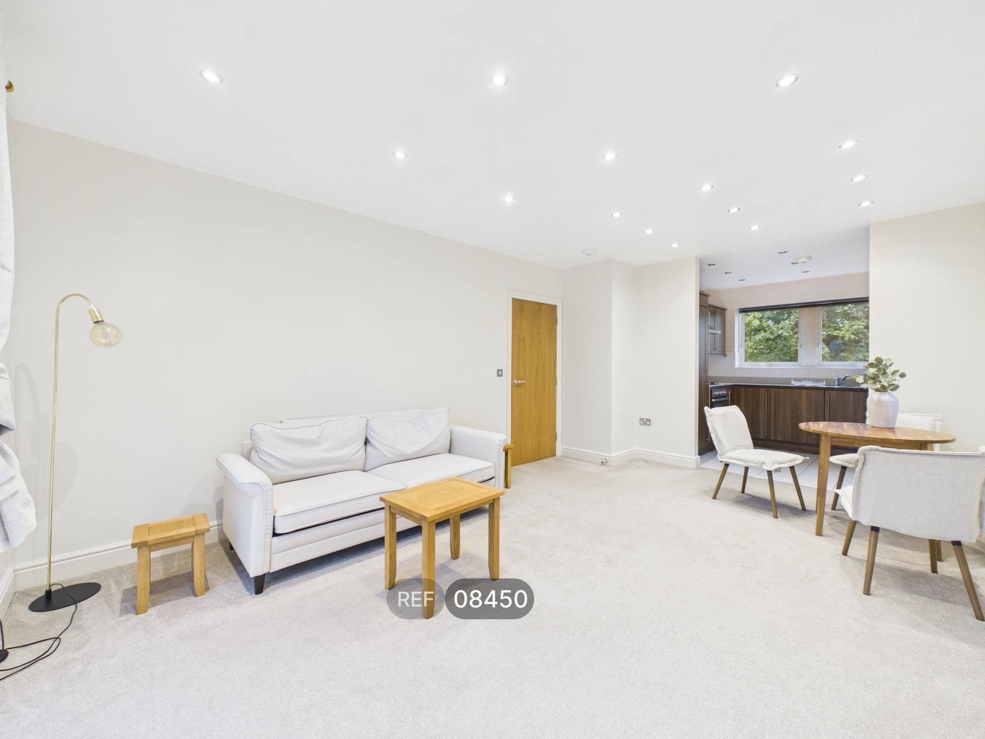 Flat Askham Court in Rushcliffe