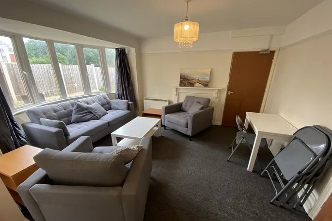 House Abbey Lodge in Nottingham