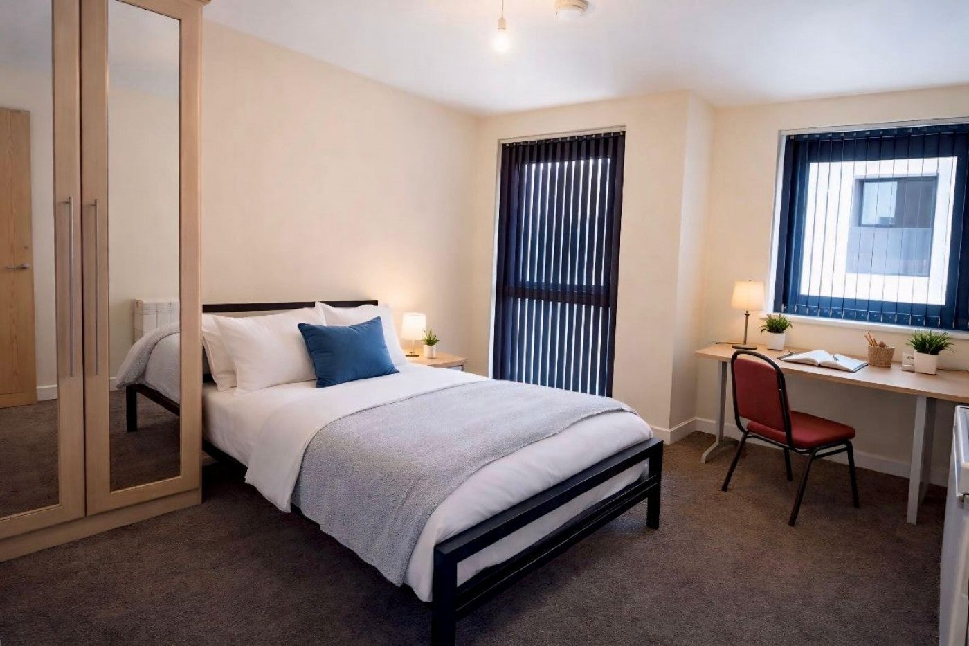 Flat Fitzwilliam Street in Sheffield