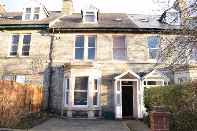 Flat Larkspur Terrace in Newcastle upon Tyne