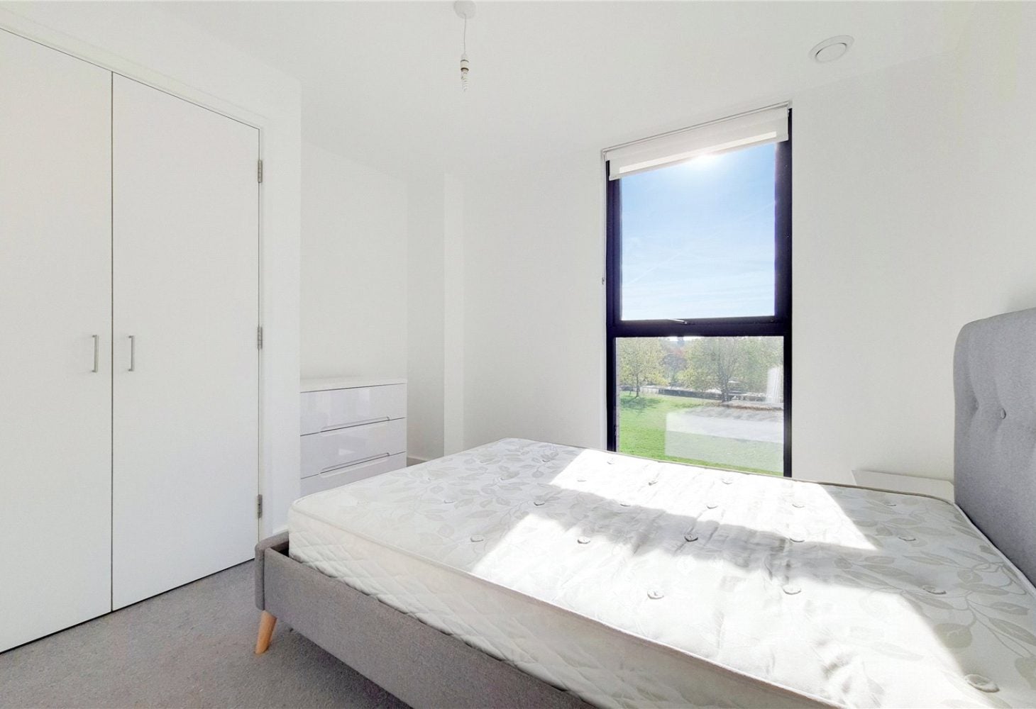 Flat Nichols Court in Chelmsford