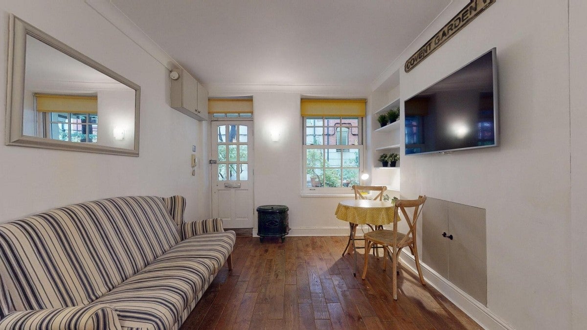 Flat Martlett Court in City of Westminster