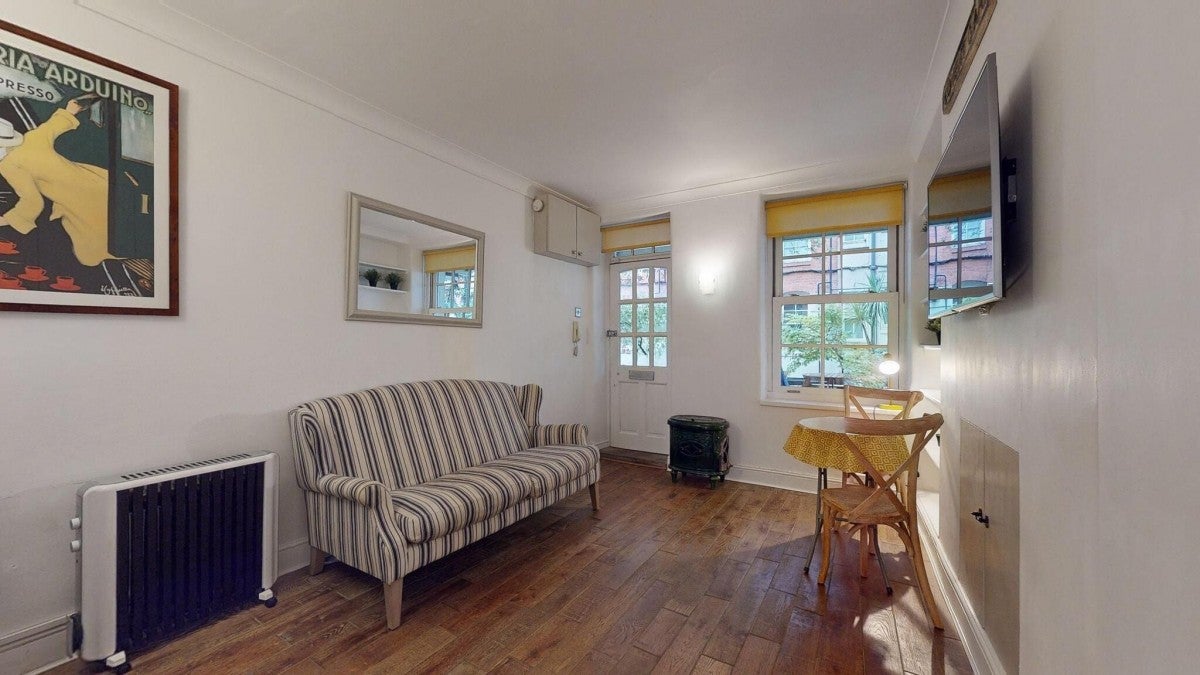 Flat Martlett Court in City of Westminster