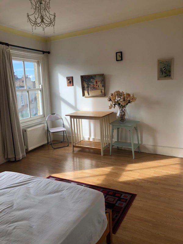 Room Stockwell Green in Greater London