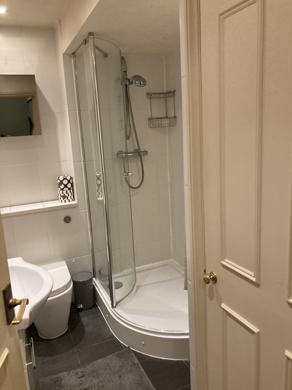 Room Stratford Villas in Greater London