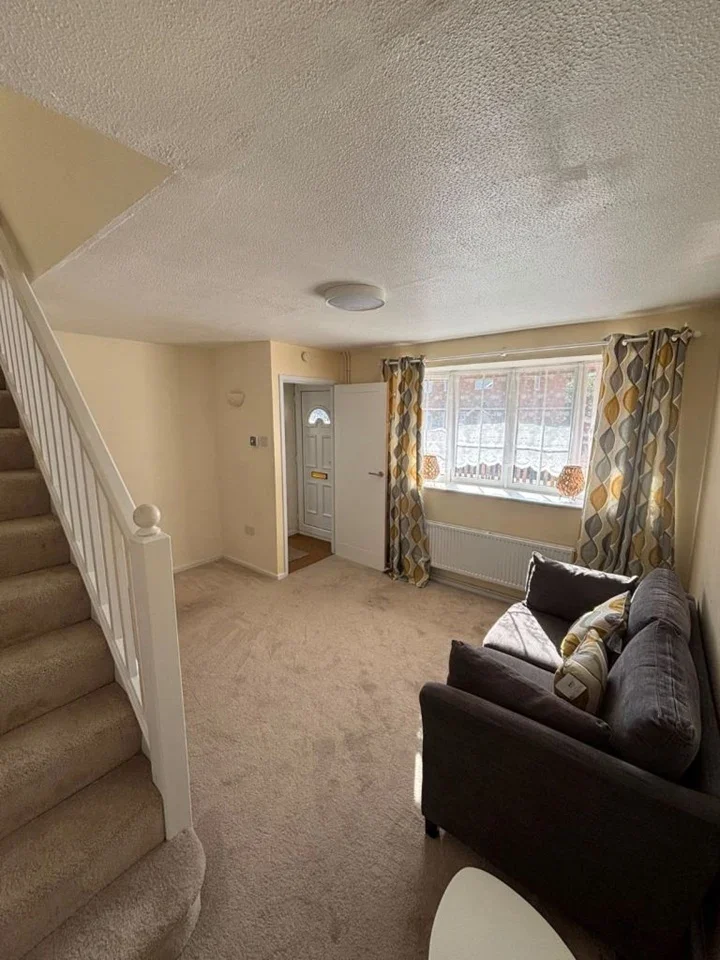 Room Gyllyngdune Gardens in Greater London