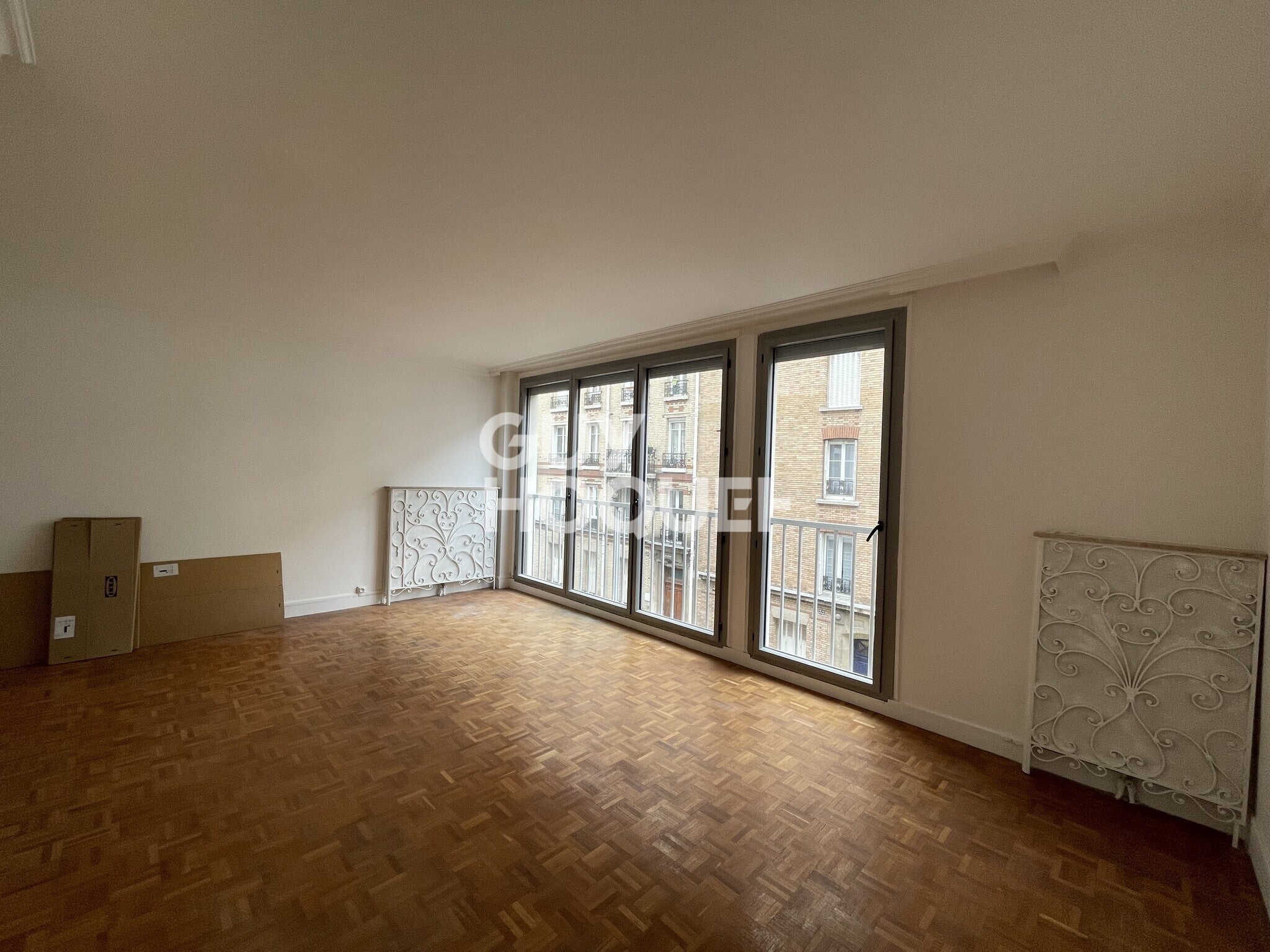 Appartement Rue des Moines à Paris