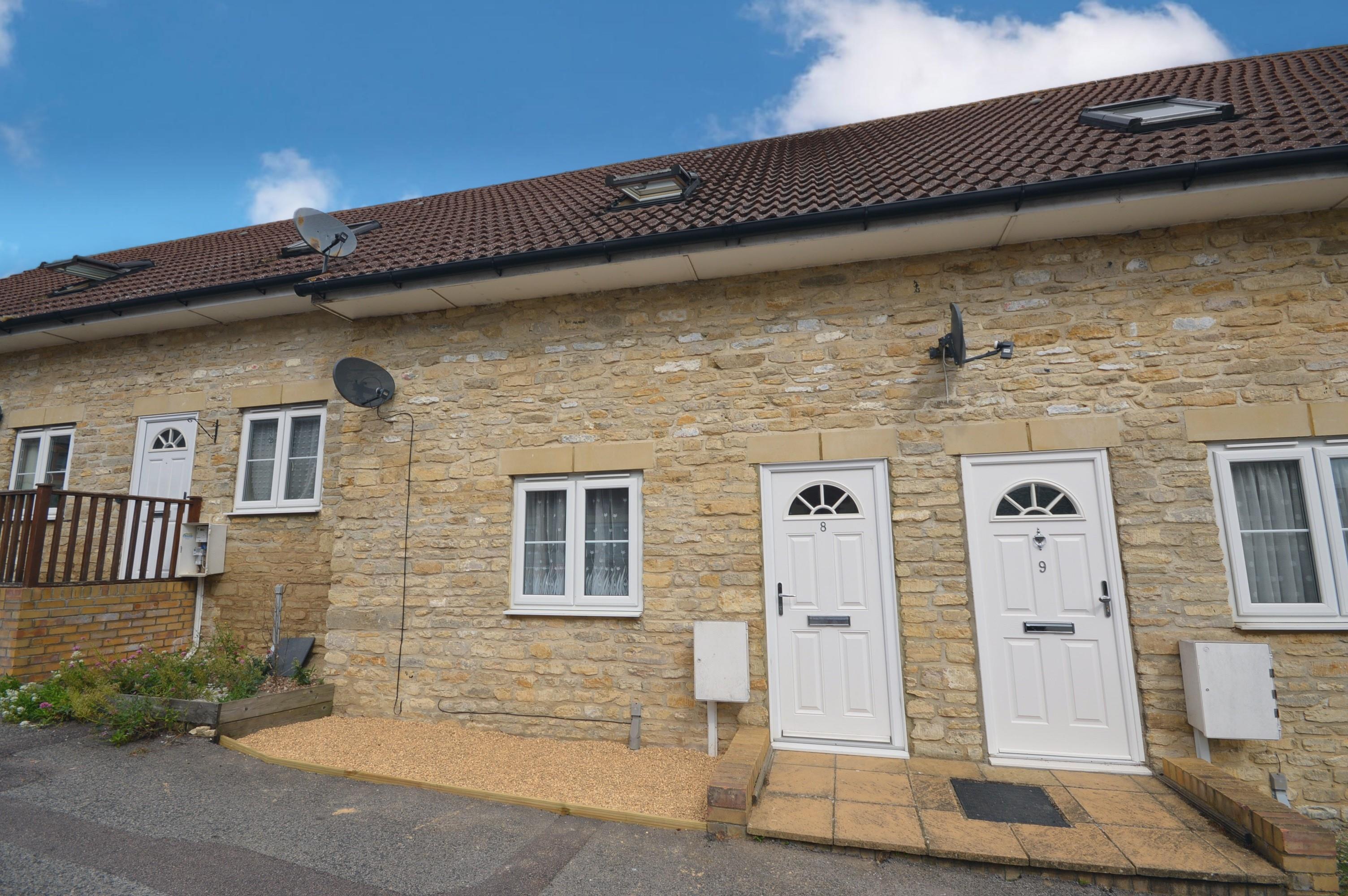 House Palace Gate in Irthlingborough