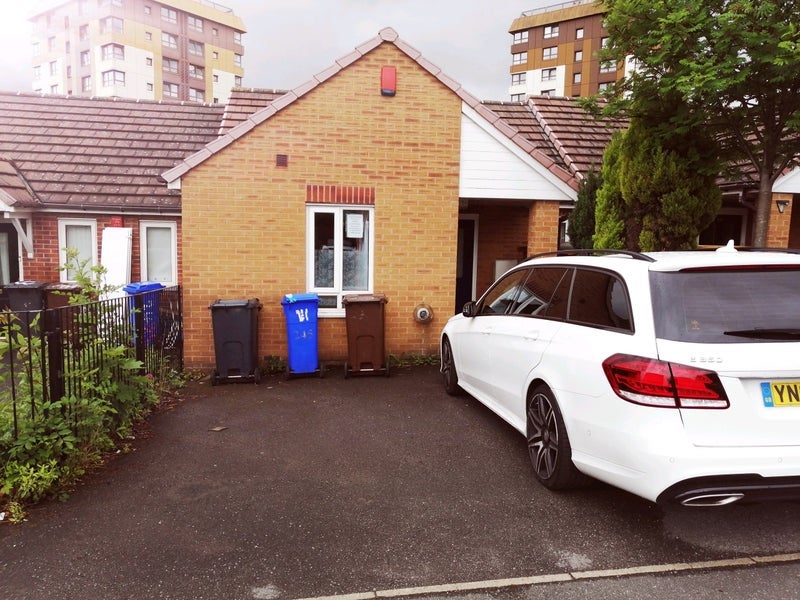 House Yardley Square in Sheffield